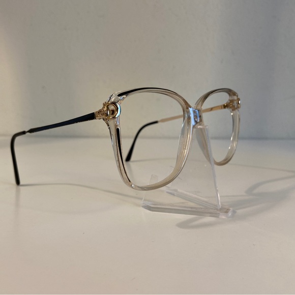 Gucci Accessories - Vintage Gucci GG 2035 69F Sunglass Frames Gold/ Black - Clear.